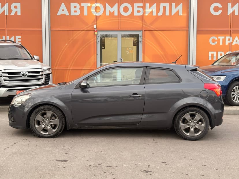 kia-ceed-2011-395-7