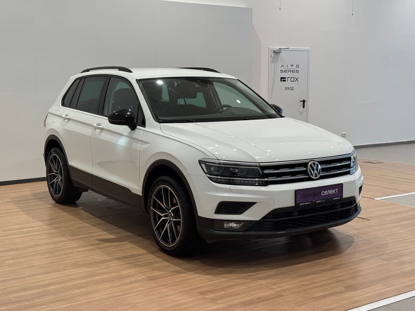 volkswagen-tiguan-2020-704-2