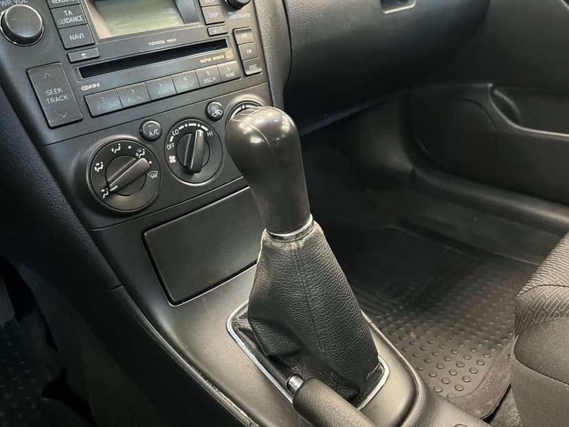 toyota-avensis-2008-125-19