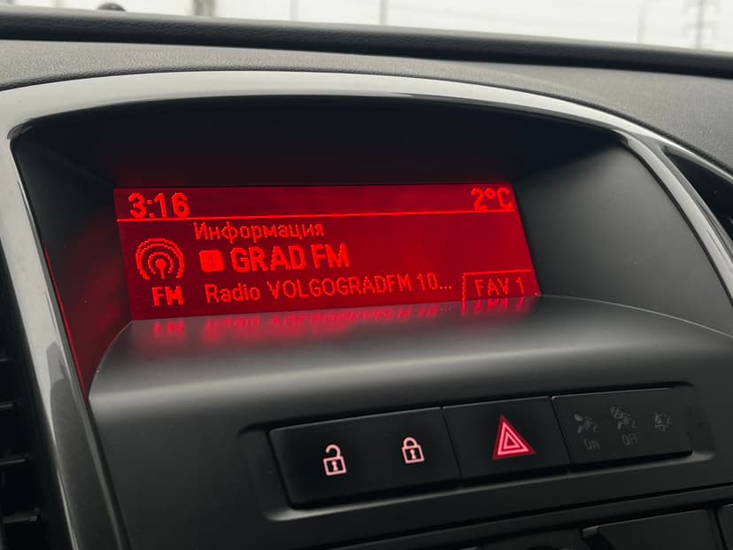 opel-astra-2013-831-14