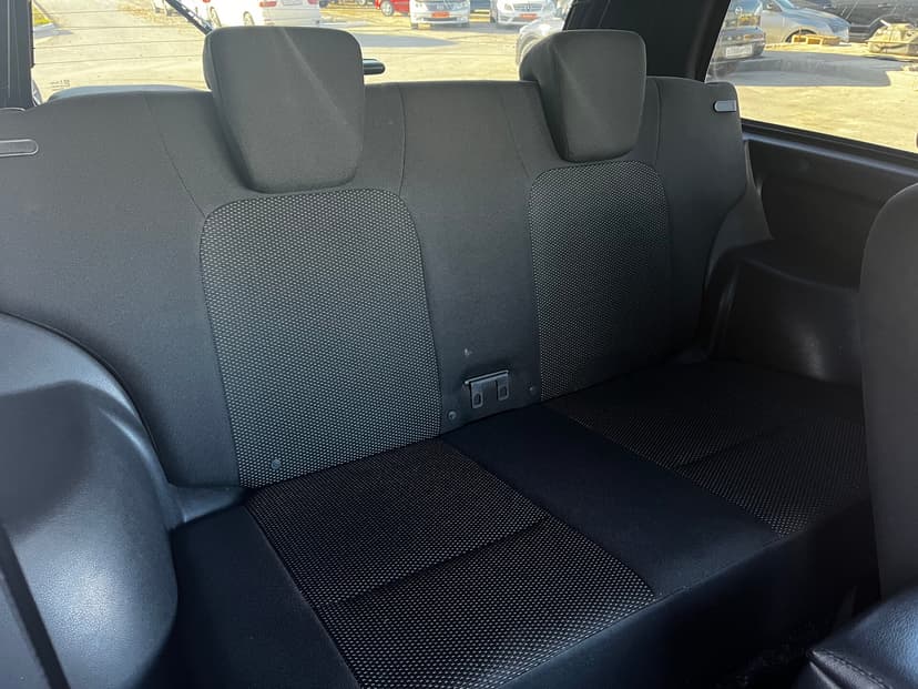 ваз (lada)-niva legend bronto-2022-651-21