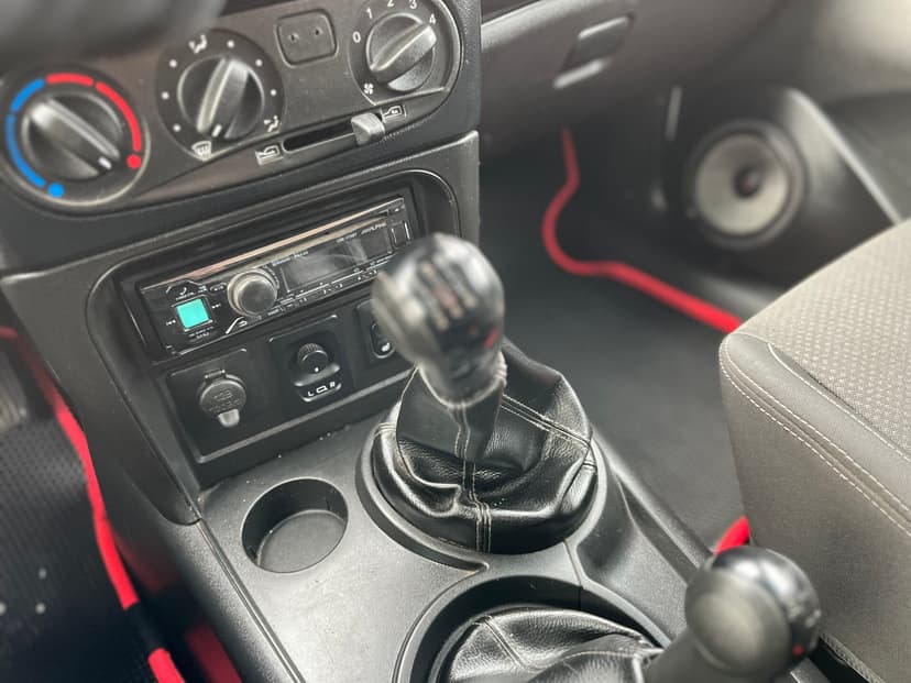 chevrolet-niva-2015-992-14