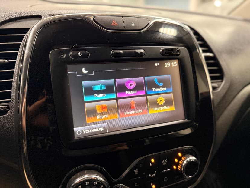 renault-kaptur-2017-842-14