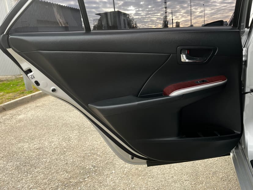 toyota-camry-2012-626-25