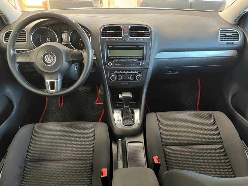 volkswagen-golf-2010-442-8