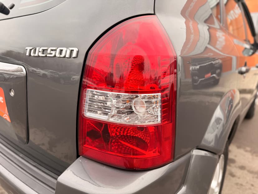hyundai-tucson-2007-880-9