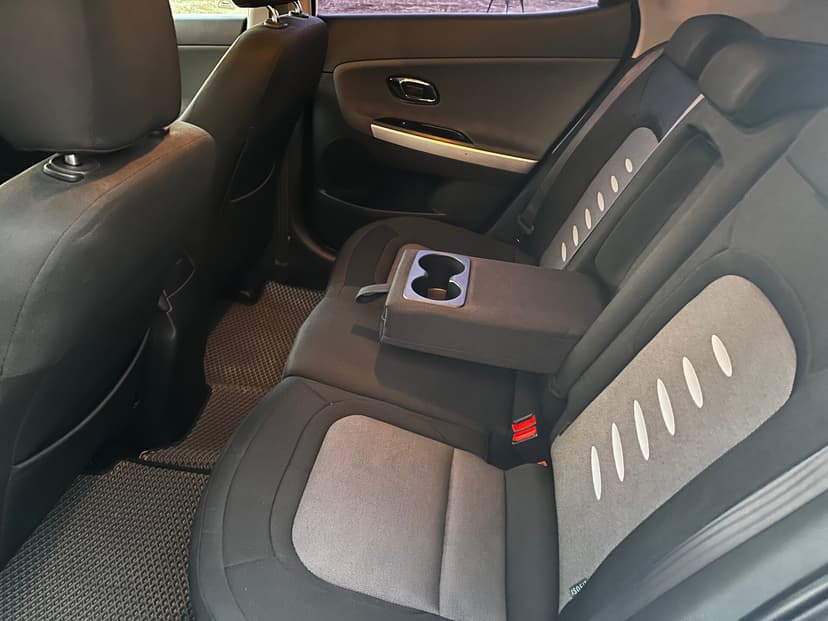 kia-ceed-2014-509-19