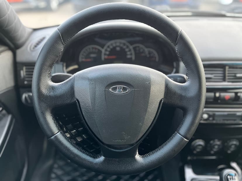 ваз (lada)-priora-2013-843-9