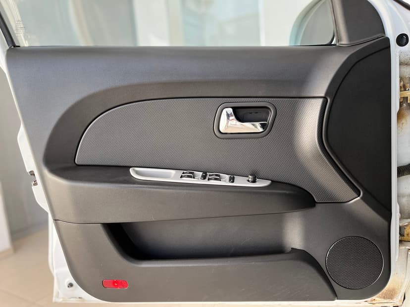 chery-very-2012-1275-18