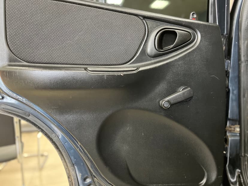 chevrolet-niva-2010-857-24