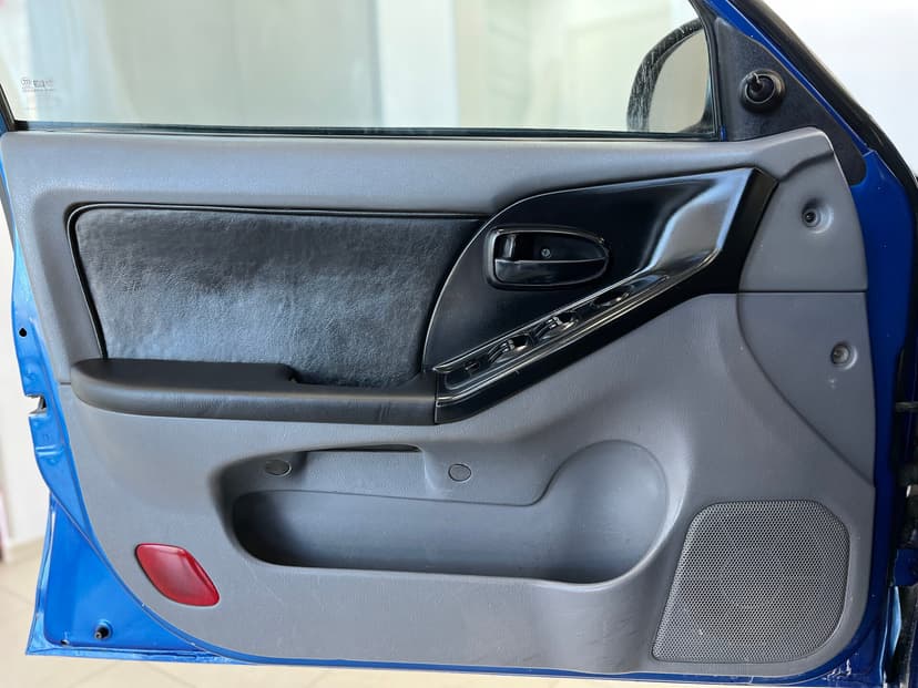 hyundai-elantra-2004-1218-19