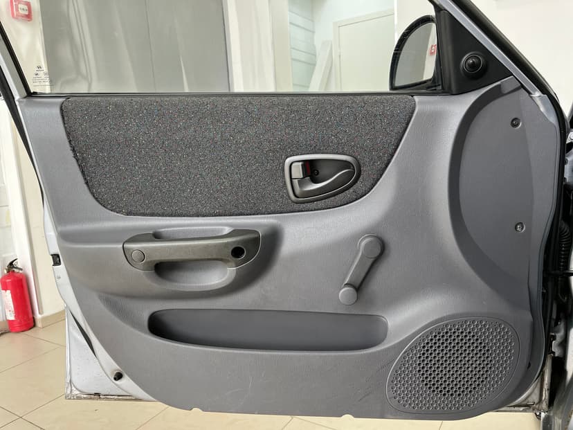 hyundai-accent-2008-605-15