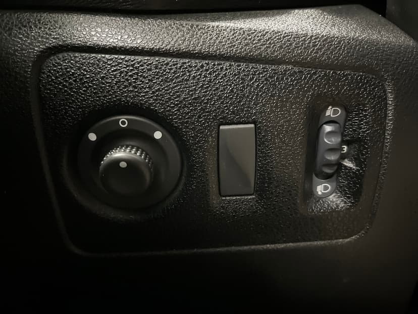 ваз (lada)-xray-2019-1050-18