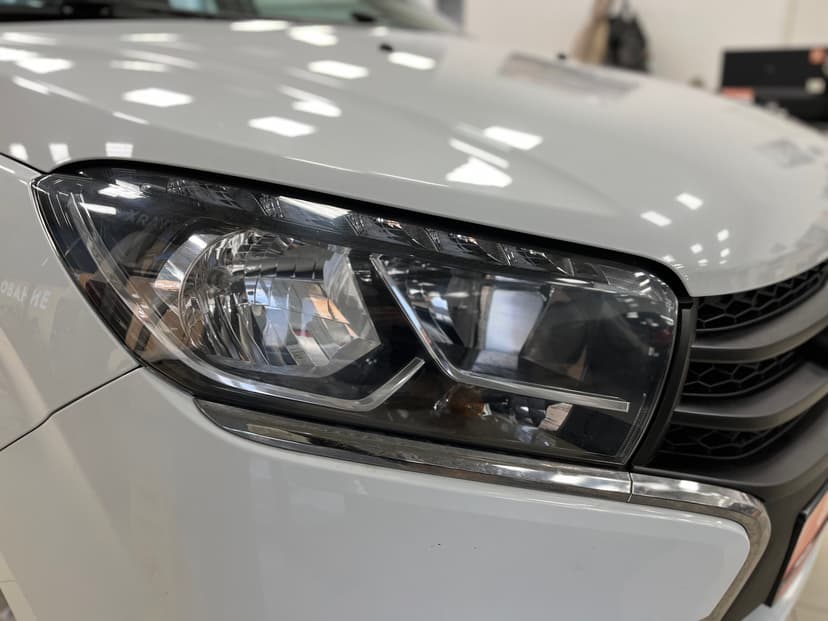 ваз (lada)-xray-2019-1050-8