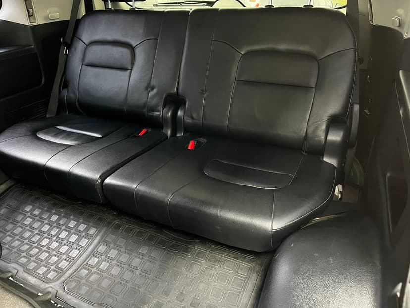 toyota-land cruiser-2011-771-23