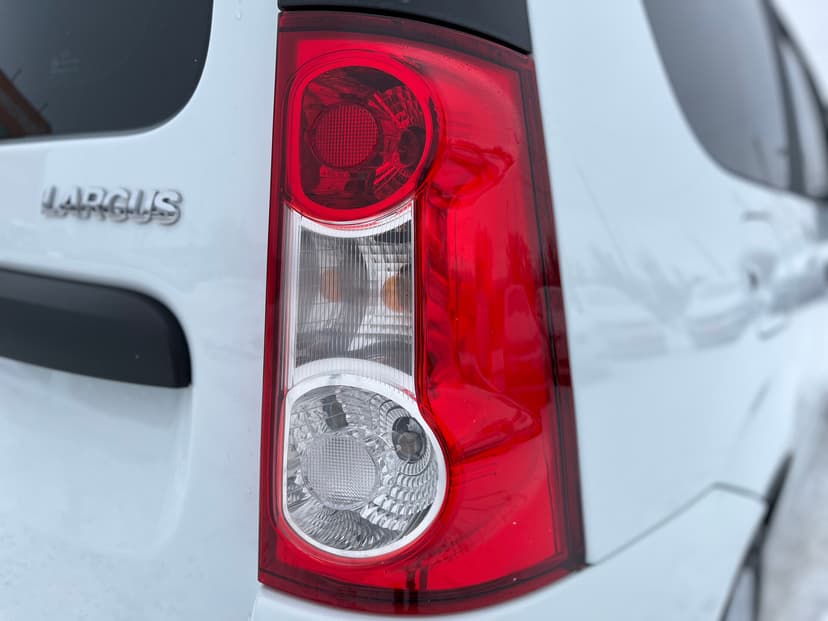 ваз (lada)-largus-2024-1007-9