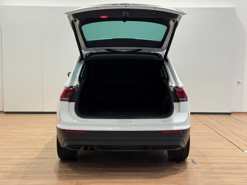 volkswagen-tiguan-2020-704-8