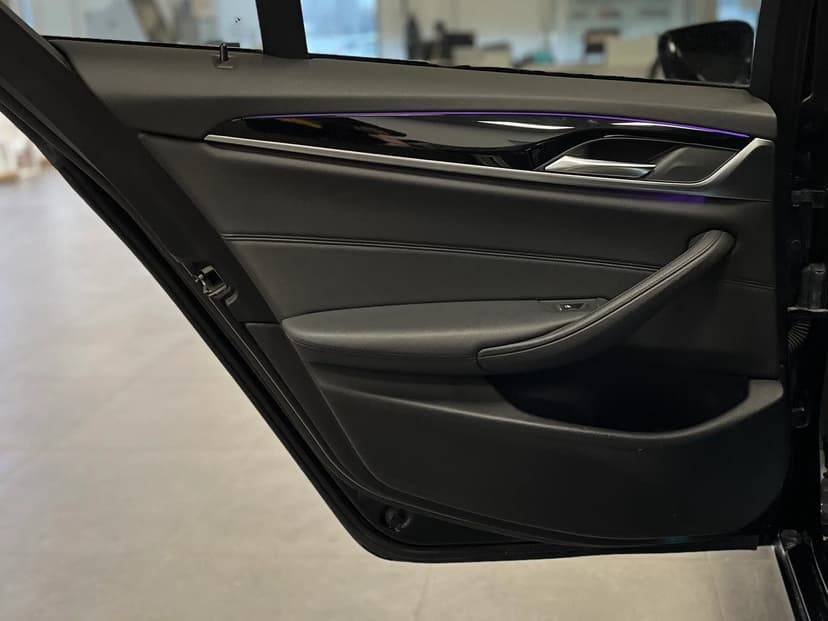 bmw-5 серия-2019-836-27