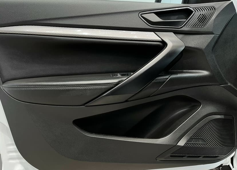 ваз (lada)-vesta-2024-702-11