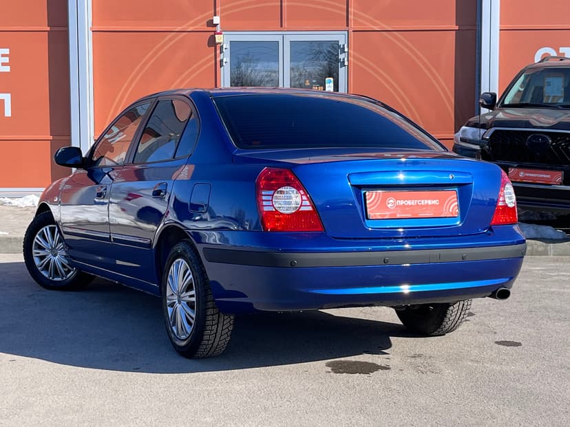 hyundai-elantra-2004-1218-6