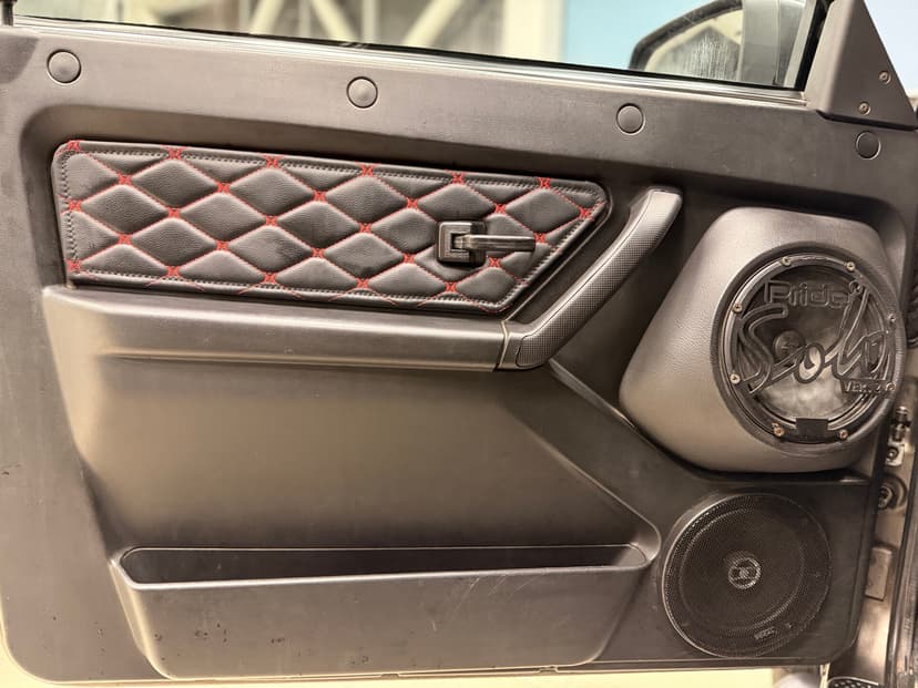 ваз (lada)-4x4 (нива)-2015-542-18