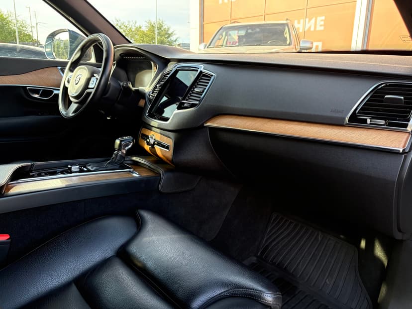 volvo-xc90-2017-273-27