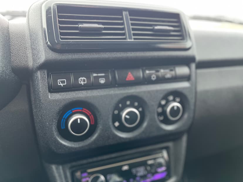 ваз (lada)-niva legend-2024-1080-13