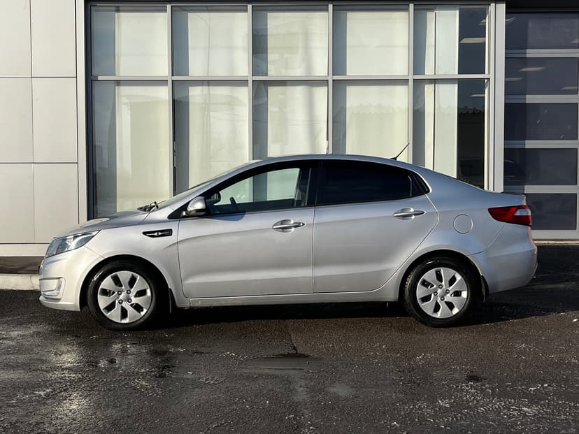 kia-rio-2012-950-6