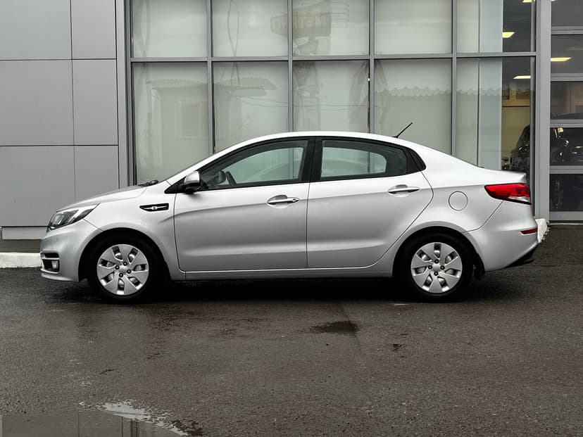 kia-rio-2016-689-8