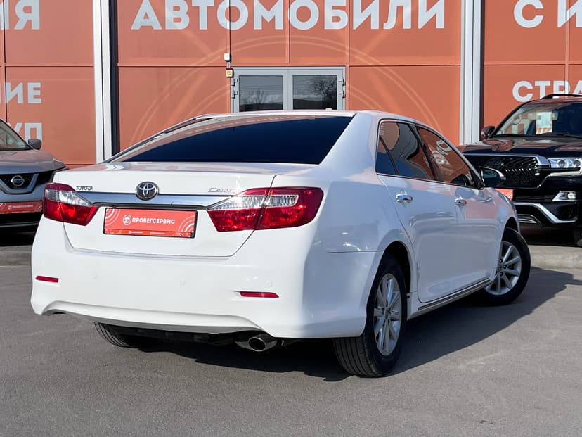 Toyota Camry с пробегом, 2014 год, Волгоград, 2.5 бензин, Автомат - вид 5