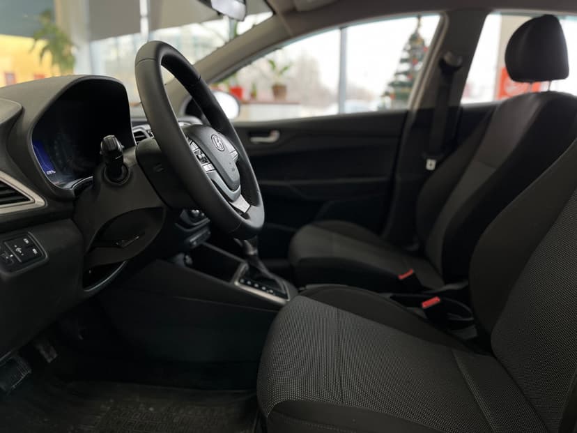 hyundai-solaris-2021-987-21