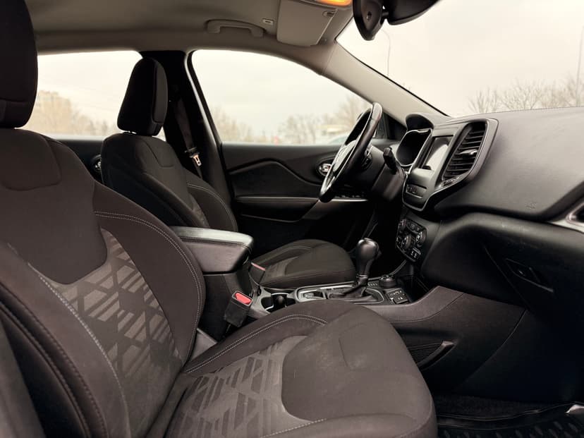 jeep-cherokee-2018-761-27