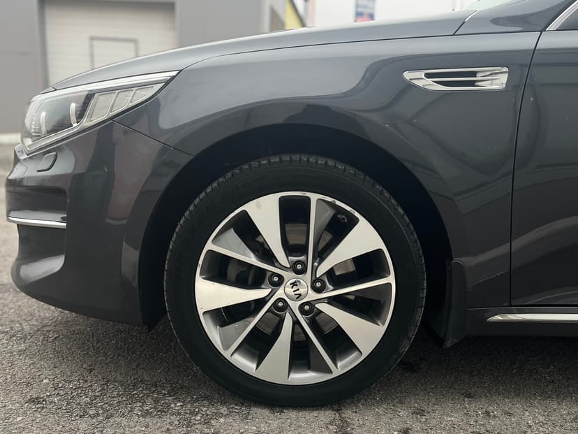 kia-optima-2018-703-11