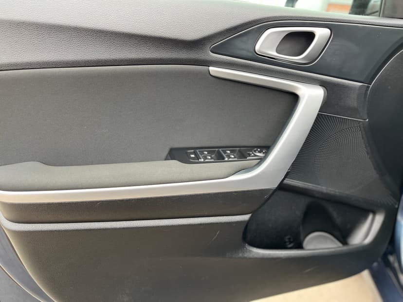 kia-ceed-2019-692-21
