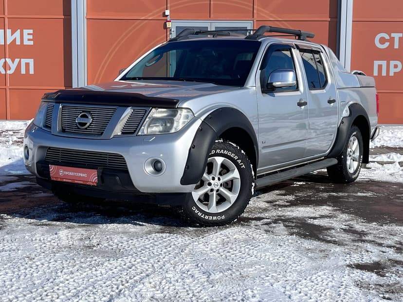 nissan-navara-2010-1193-0