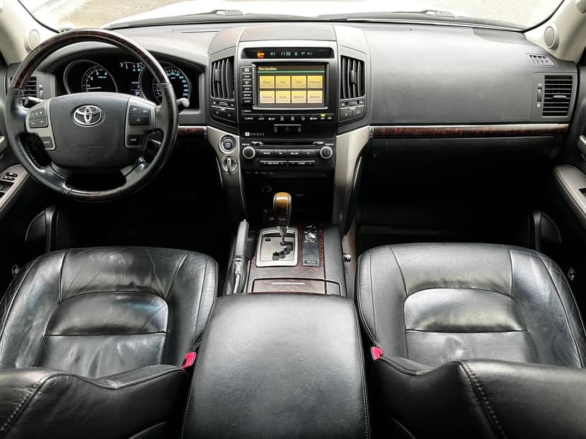 toyota-land cruiser-2011-771-8