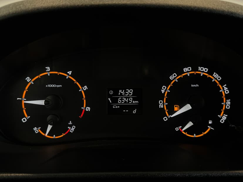 ваз (lada)-niva legend-2023-558-4