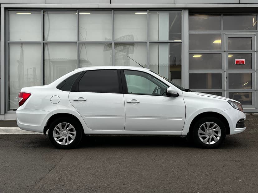 ваз (lada)-granta-2023-827-3