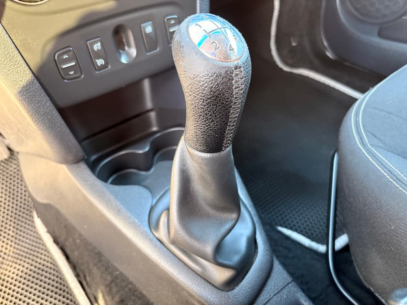 renault-sandero-2016-357-15