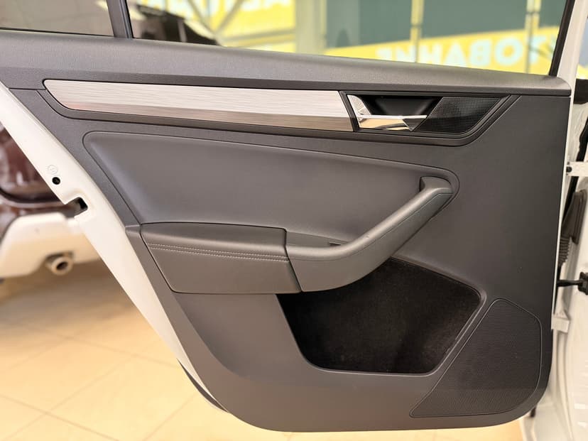 skoda-rapid-2017-522-31