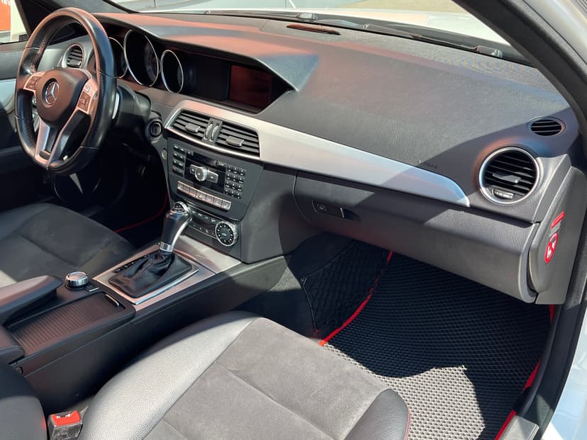 mercedes-benz-c-класс-2013-44-27