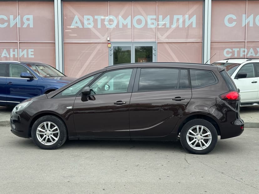 opel-zafira-2013-121-7