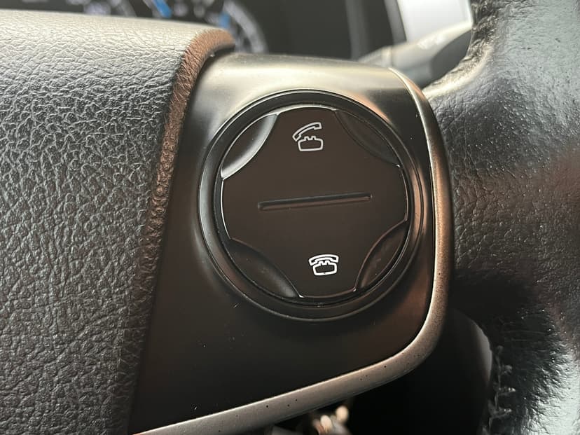 toyota-camry-2012-626-14