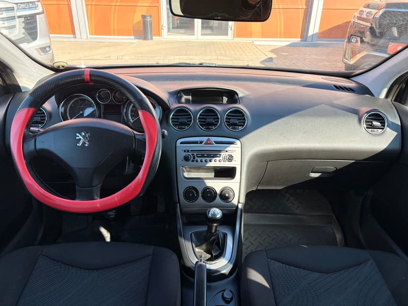 peugeot-308-2011-493-9