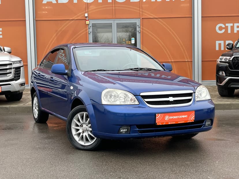 chevrolet-lacetti-2010-680-2