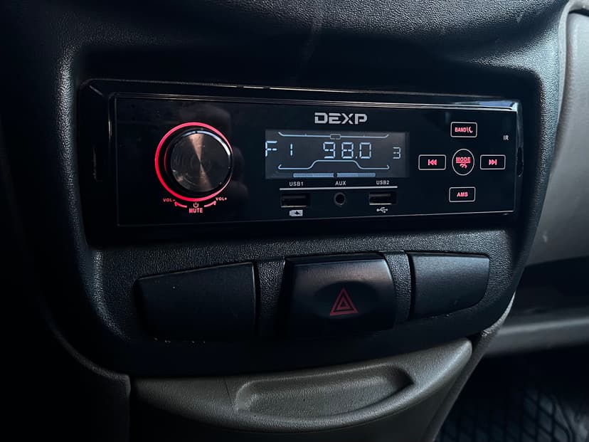 ваз (lada)-kalina-2010-818-10