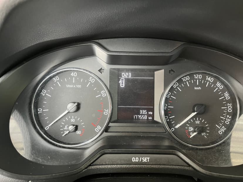 skoda-octavia-2015-375-13