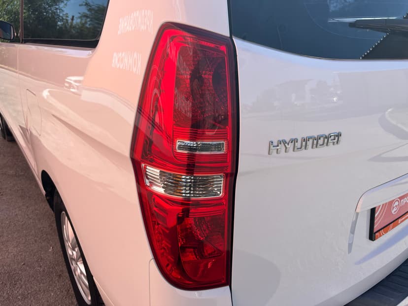 hyundai-h-1-2018-66-9