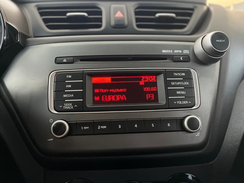 KIA Rio с пробегом, 2015 год, Волгоград, 1.6 бензин, Механика - вид 15