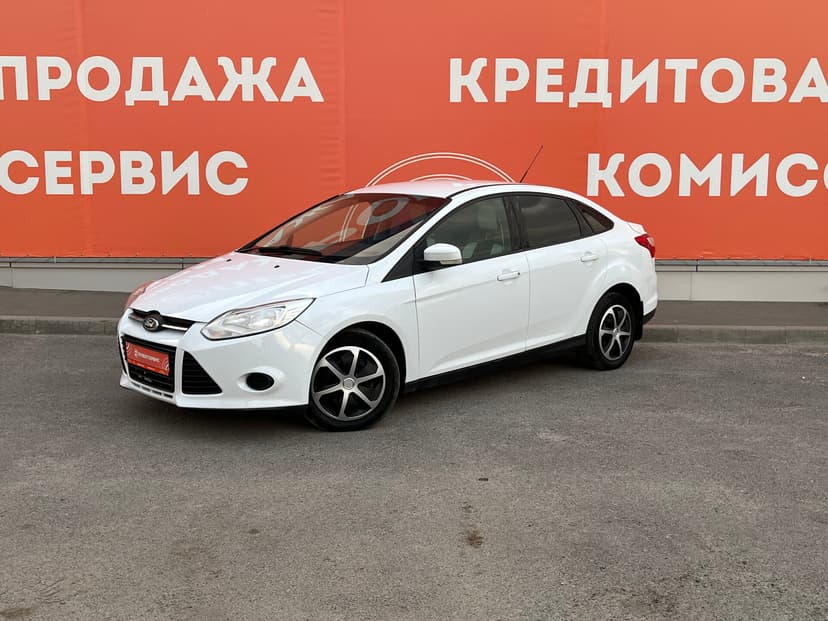 ford-focus-2012-25